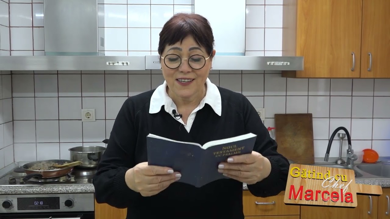 Supă cremă de ţelină | Lasagna cu legume | Pită la cuptor cu unt şi usturoi | Gătind cu chef Marcela