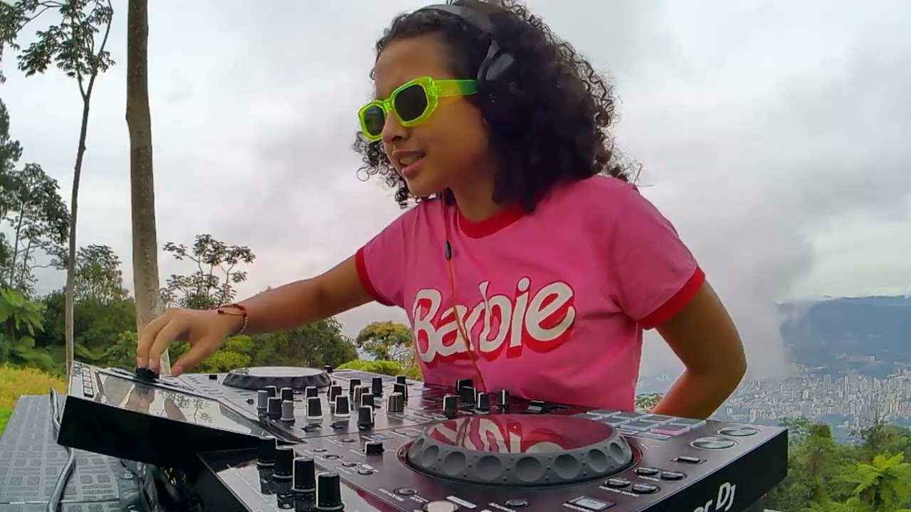 mix reggaeton 2023 La Niebla (classy 101, la bebe, yandel 150, TQG, feid)