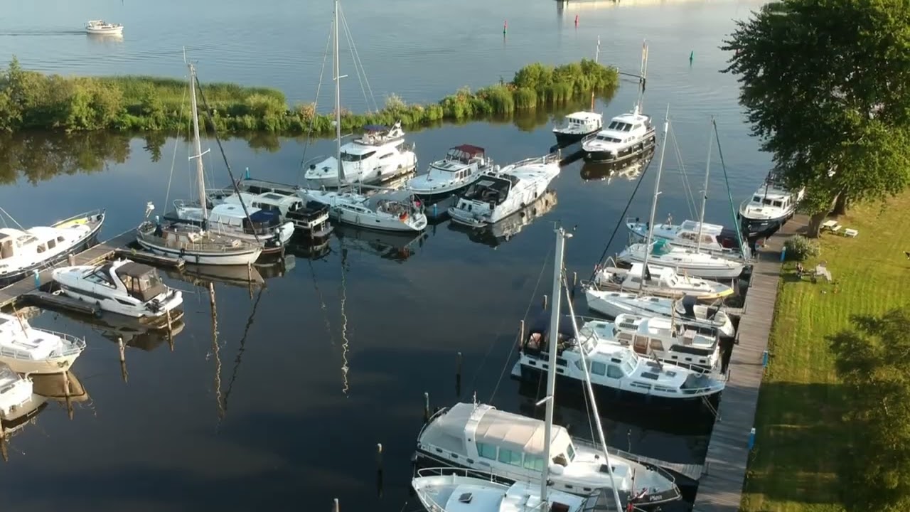 Bootsurlaub Sneek Sneekerhof Hafen 2022 Holland