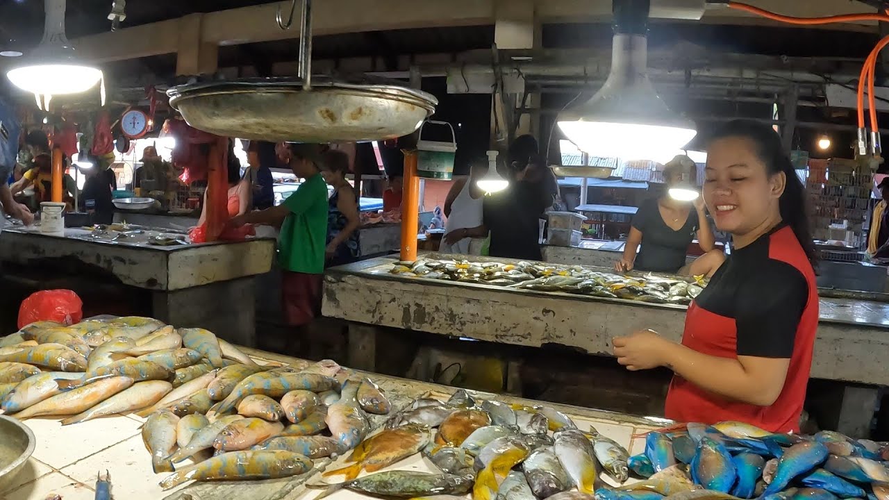 Guiuan Trip to the fish market.