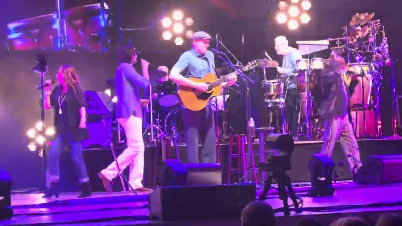 James Taylor - Mexico - Live Holmdel NJ 8/30/25