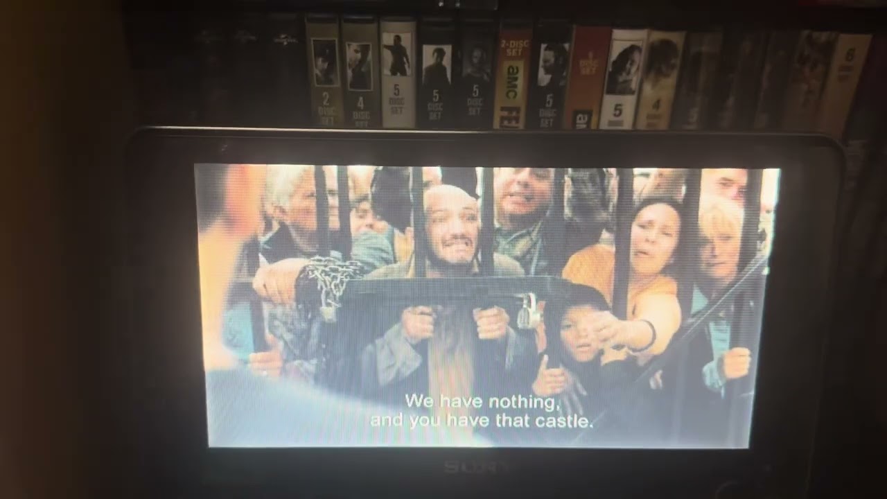 Fear The Walking Dead 2x13 Opening Scene 