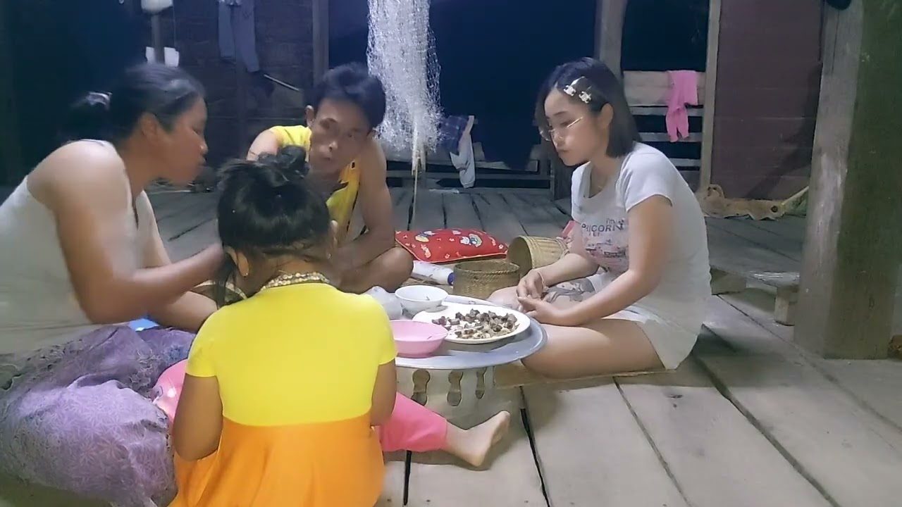 กินข้าวแลงกับปี้งจ่ามเอ็นจ้ำแจ่วขมๆนำกันเดอทุกคนแชบๆ