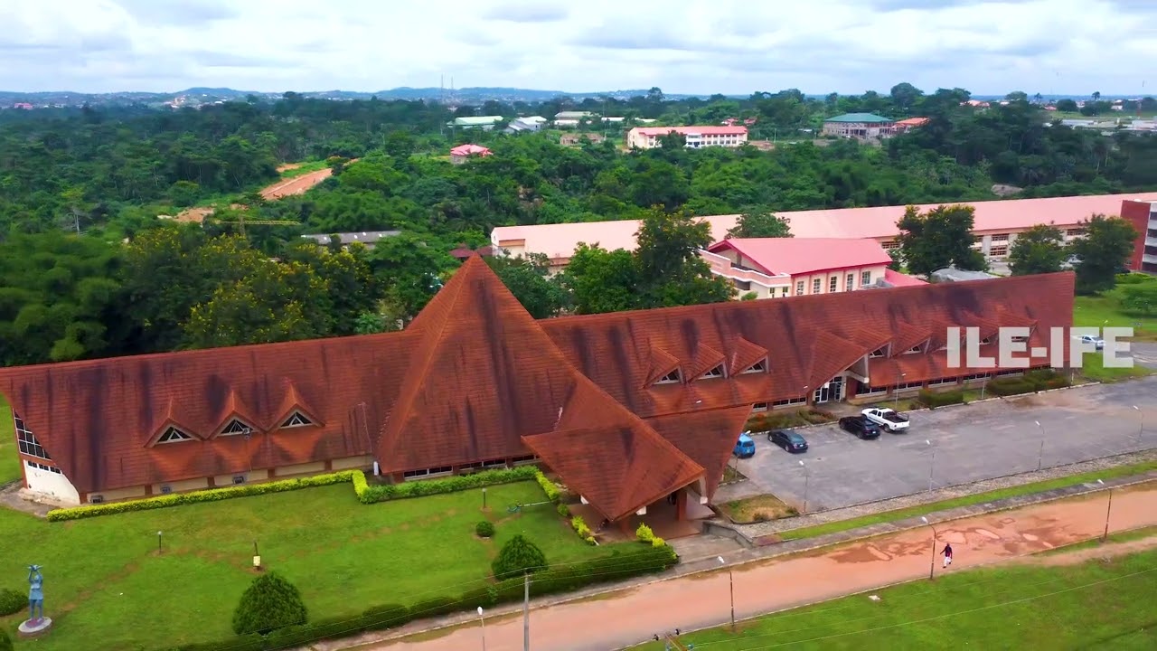 Visit Ile-Ife / Albert Ogunde