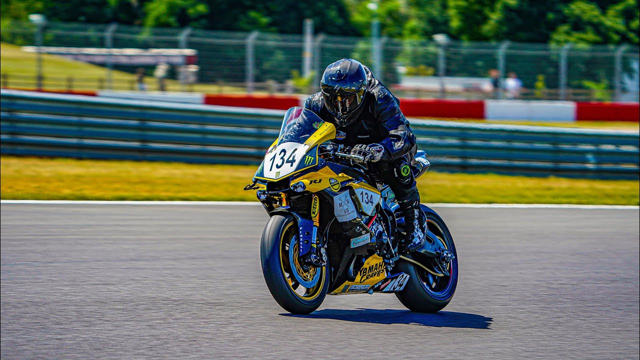 Donington Park Circuit Onboard GoPro - No Limits Racing Race 4 - 29/6/25 Yamaha R1 2015 - 1:39.843