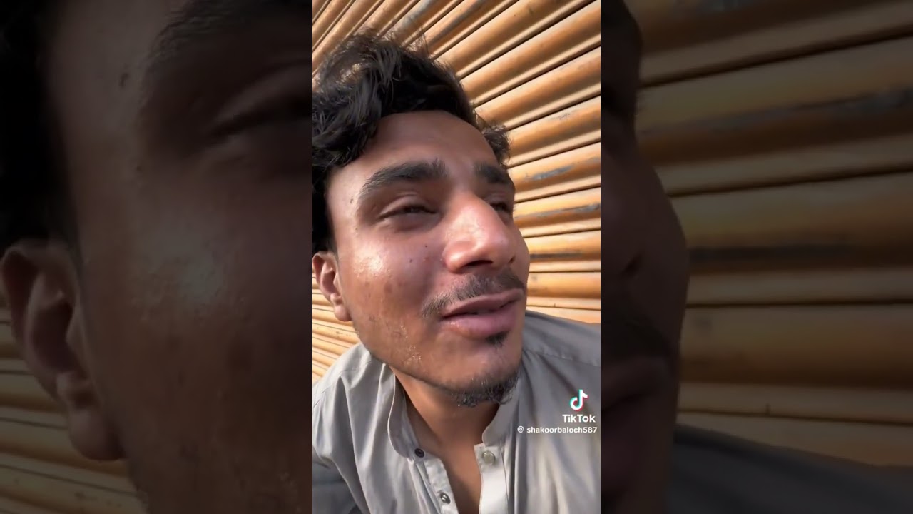 bhai pani ki kami puri karty huye 