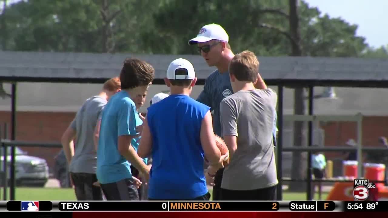 Peyton Manning Congratulates Brandon Stokley