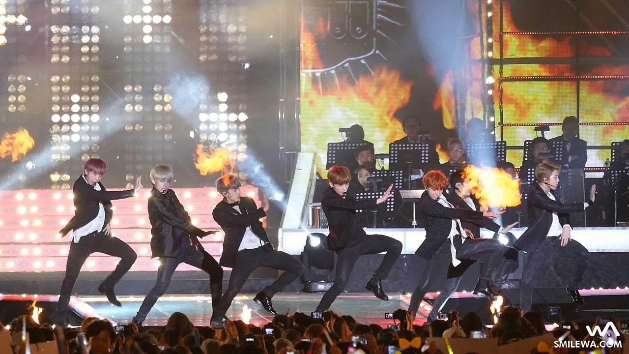 161018 방탄소년단 (BTS) 불타오르네 (FIRE) 직캠 @시흥 열린음악회 Fancam by -wA-