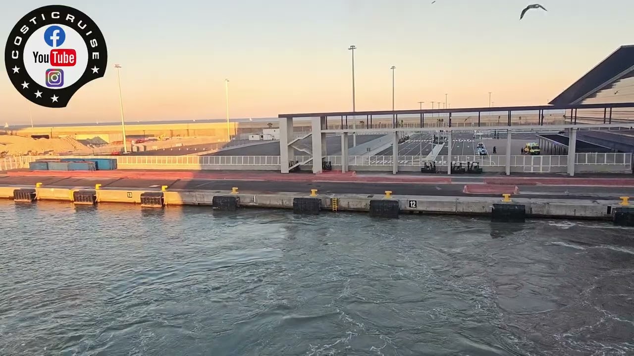 MSC SPLENDIDA BYE BYE BARCELONA By Costi 