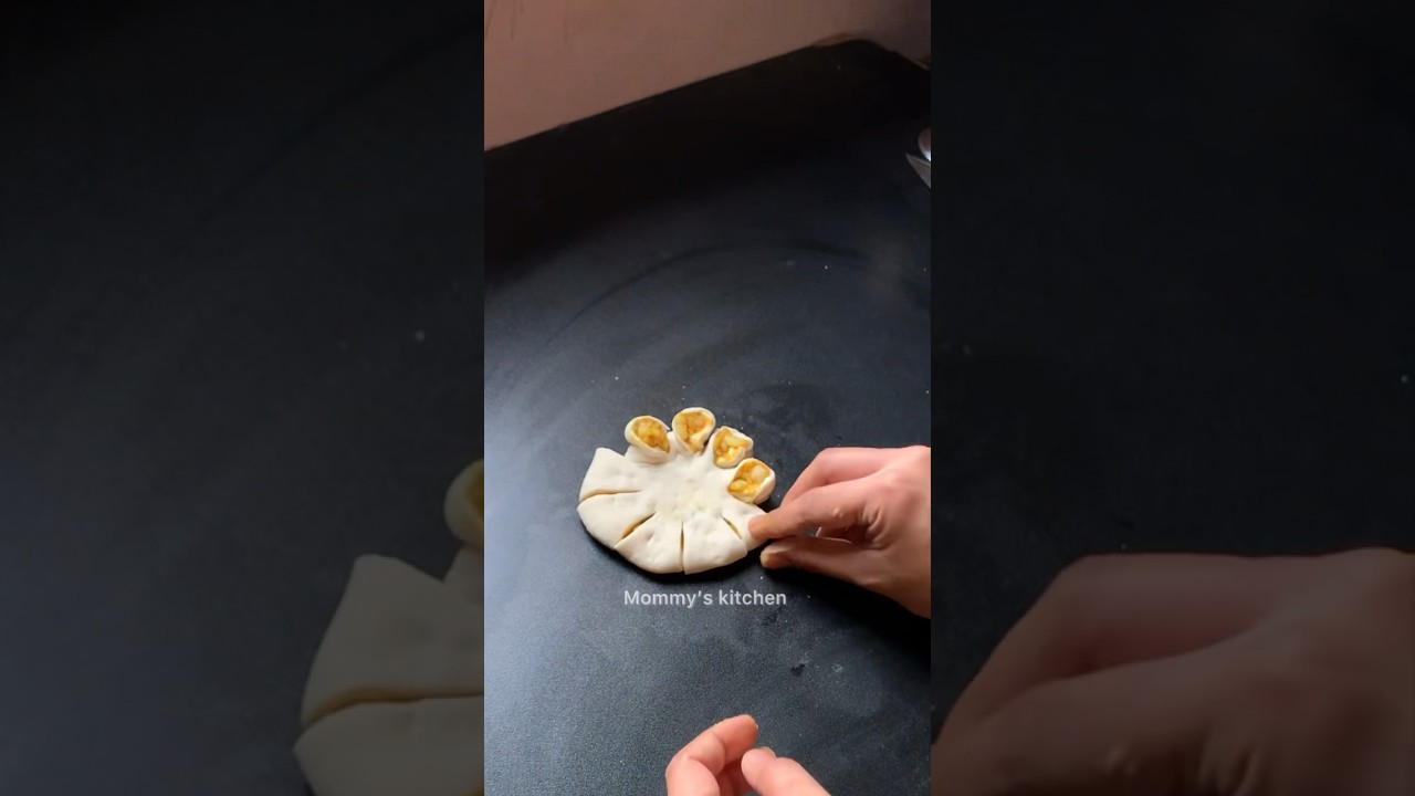 Potato samosa new way #ramadan #cooking #trendingshorts #youtubeshorts #ramadan2024