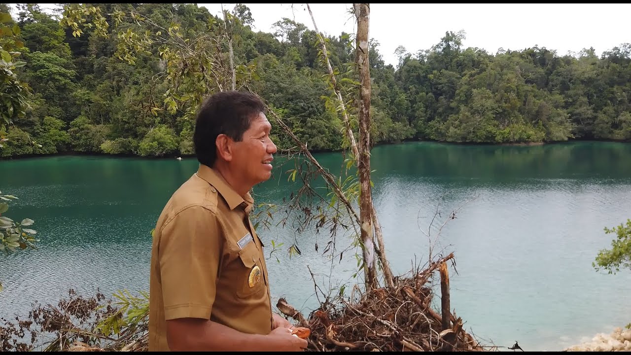 Bupati Kepulauan Yapen kunjungi destinasi wisata Manabay