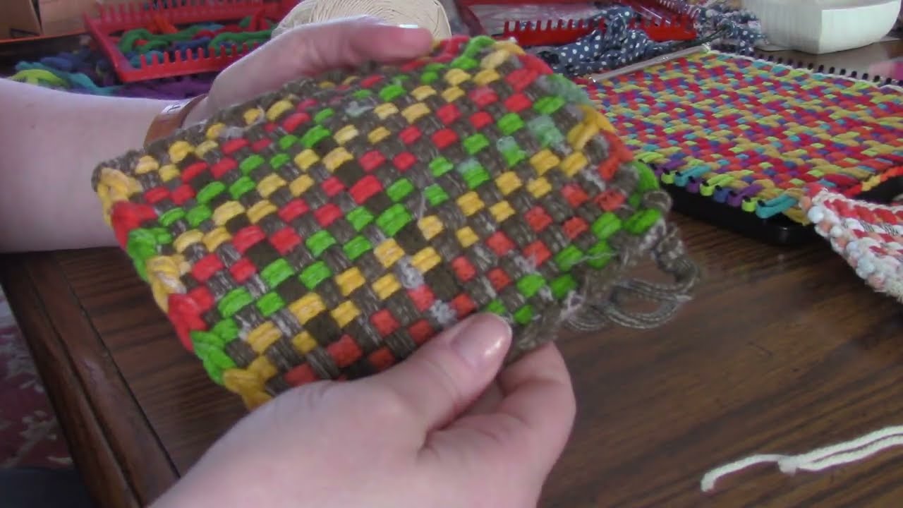 Square loom weaving tutorial
