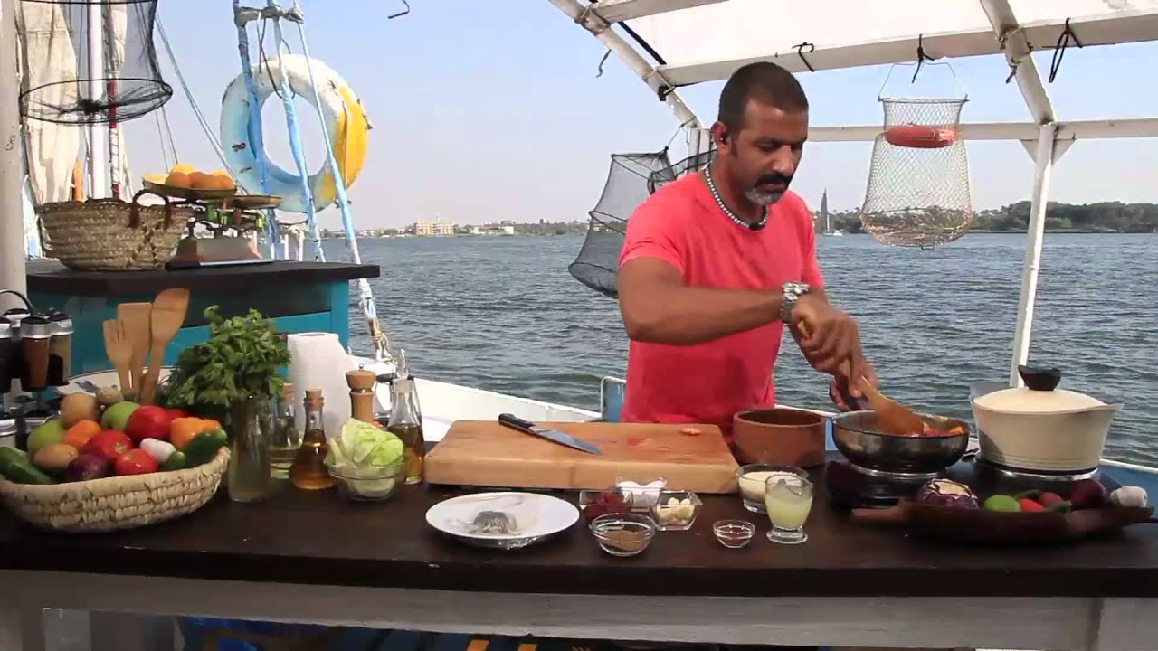 طاجن كاليمار بالصوص الأحمر - أرز بسمتى على الطريقة الاسبانية | شبكة وصنارة حلقة كاملة