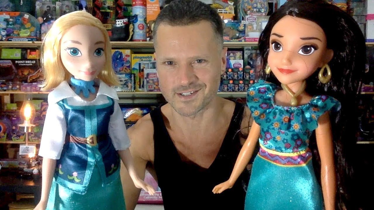 Disney Elena of Avalor Ruling Gown & Naomi Turner Doll Hasbro Unboxing Review