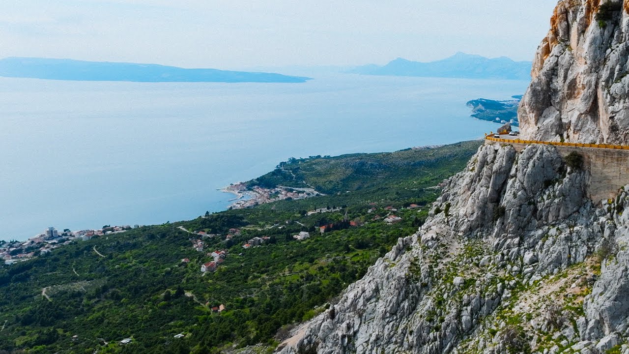 Punkt Widokowy 512 &ndash; G&oacute;ry Dynarskie i Adriatyk z Lotu Ptaka