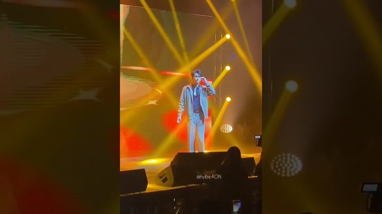 for the first time Ohm sang live 😍🥰 [Ohm Pawat- Unlovable] #ohmpawat #OhmNanonReadyforMNL