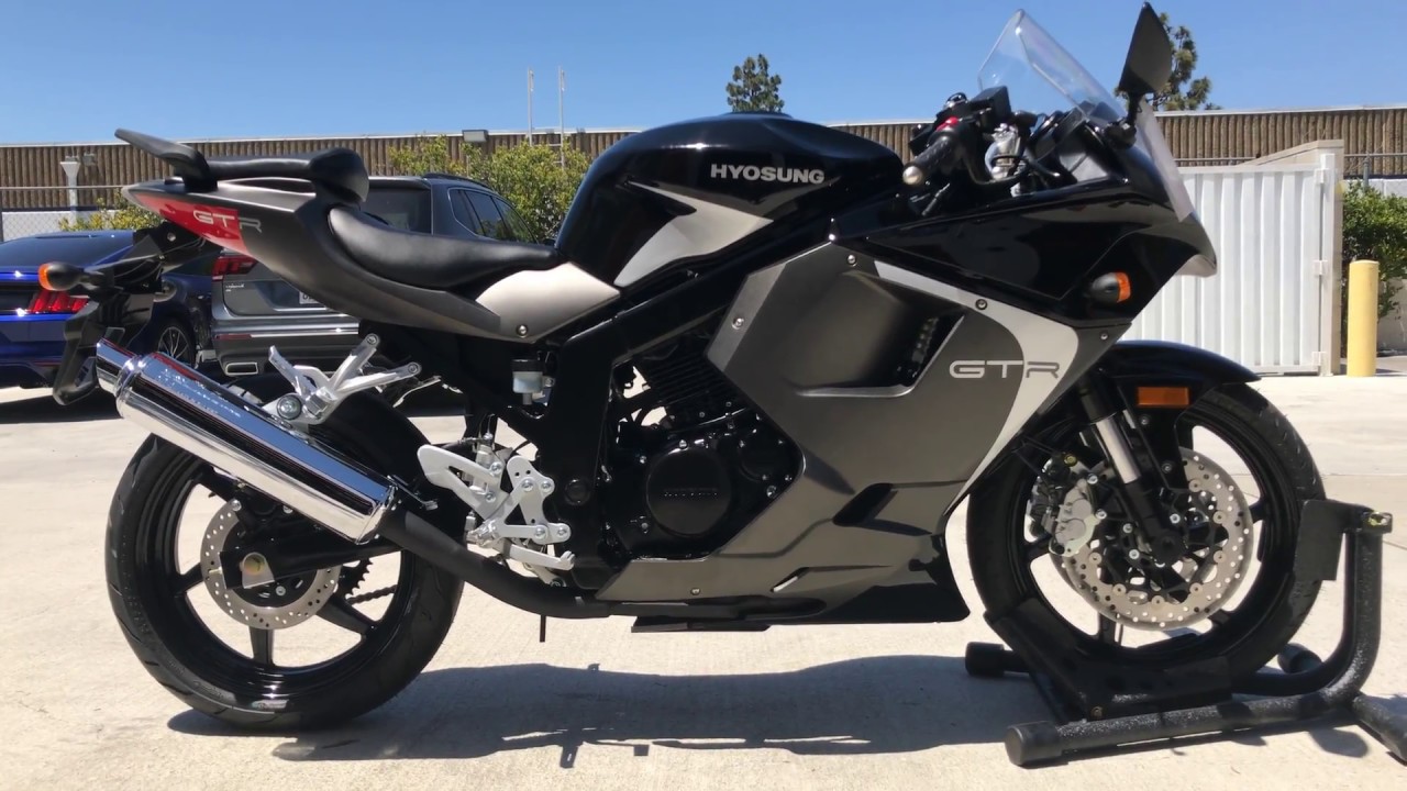 2016 Hyosung GT250R / Walk Around Clip