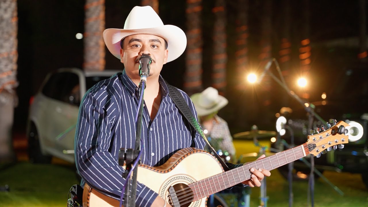 Grupo Porte Fino Dgo x Grupo Aztteca - El 3 De Durango (En Vivo)