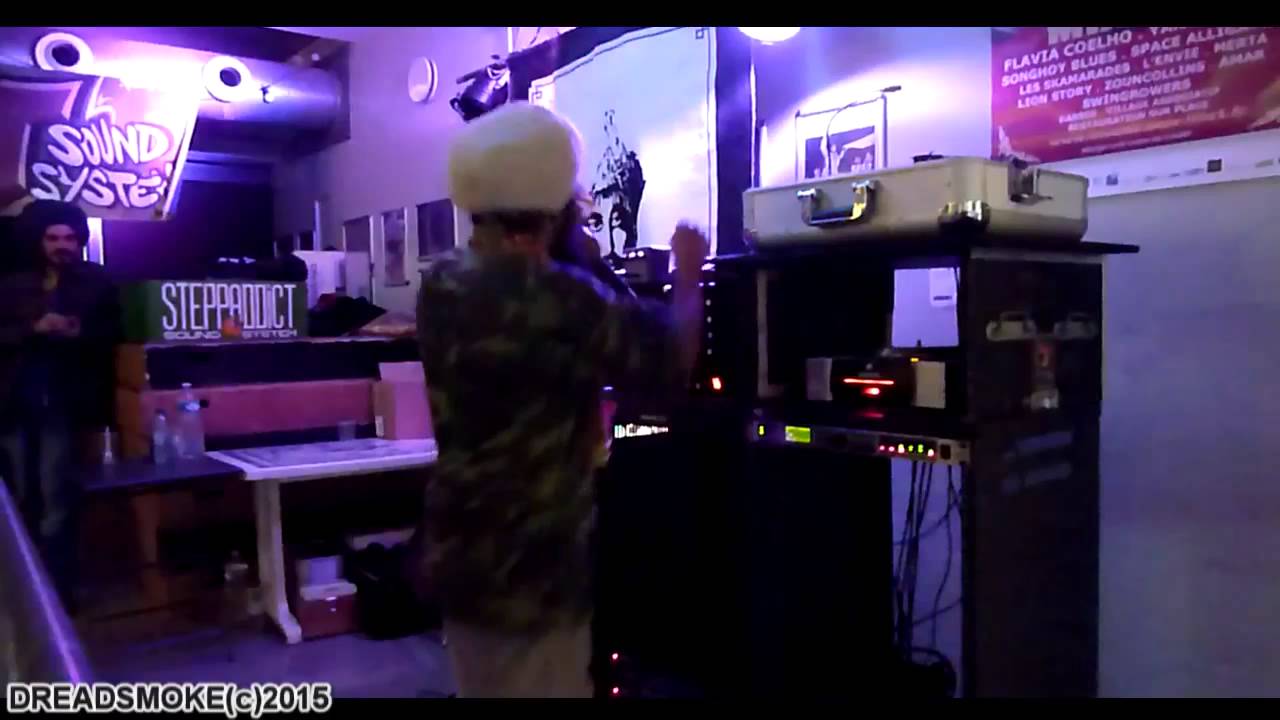 JAH COMMAND (mex) dub chapter 1 @ mix'cite festival lille 21-5-15