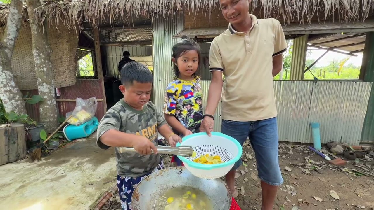 នាយក្រិនធ្វេីម្ហូបសម្លម្ជូអន្ទង់ត្រប់ខា🤤😋
