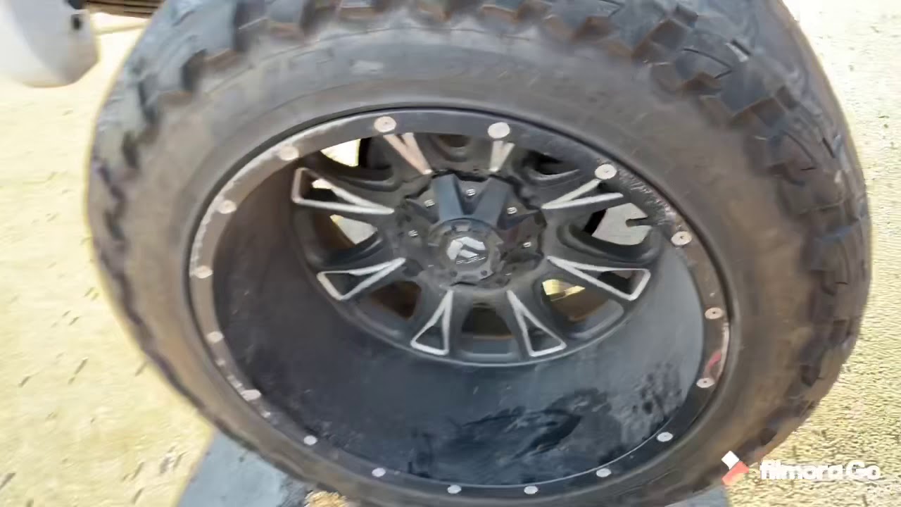 | Mounting & Balancing 37's on 22x14 Wheels by HAND |