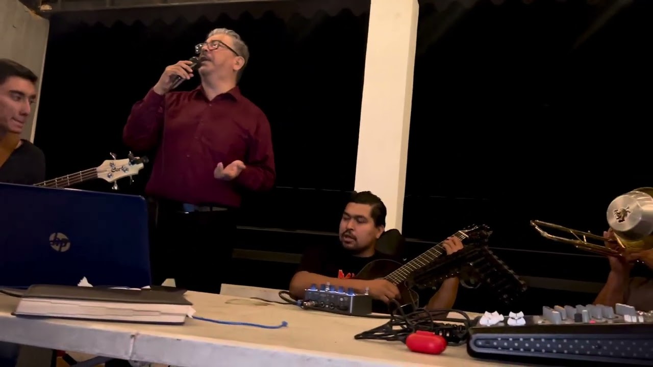 Nomás Contigo • Versátil La Gran A