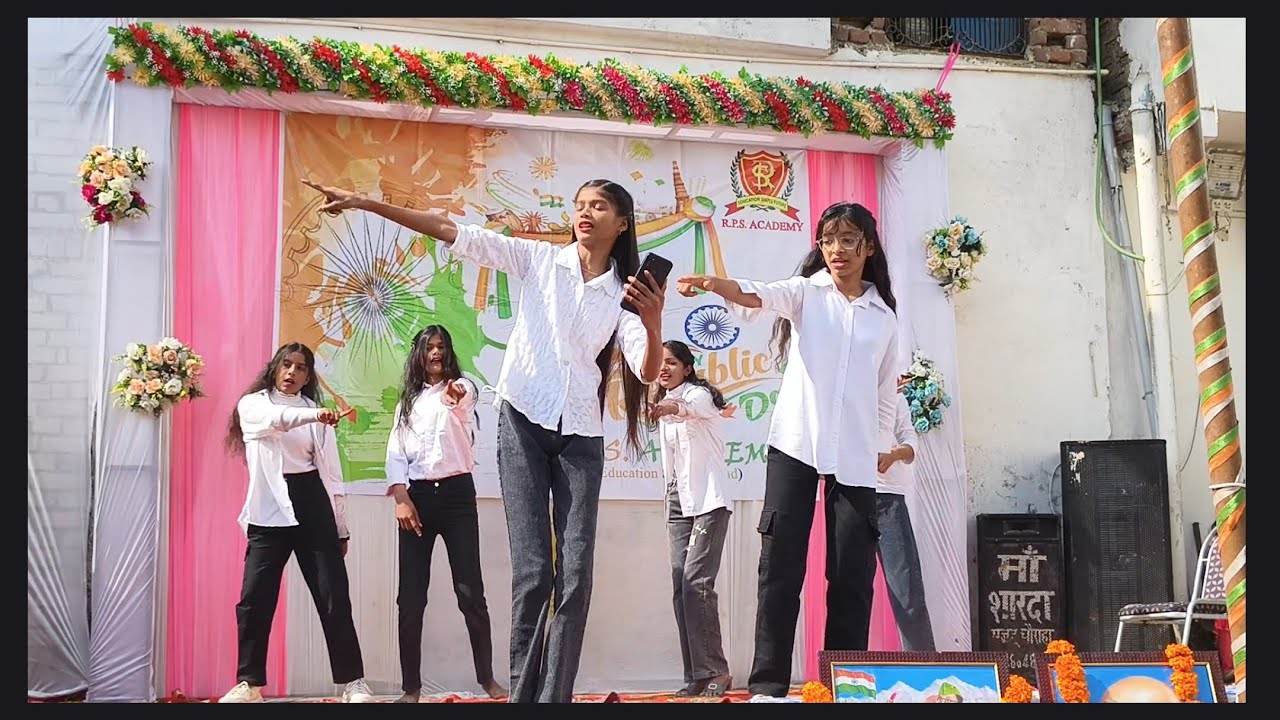 ज़िंदगी को ज़िंदगी से जोड़ो, मोबाइल को छोड़ो, अपने फोन को अनप्लग करें, खुद को रिचार्ज करें