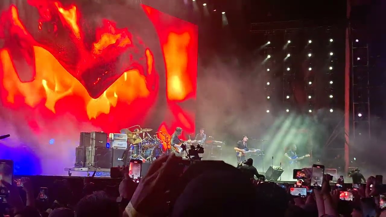 No Dejes Que Nos Coma El Diablo En Vivo Desde El Vive Latino 2025
