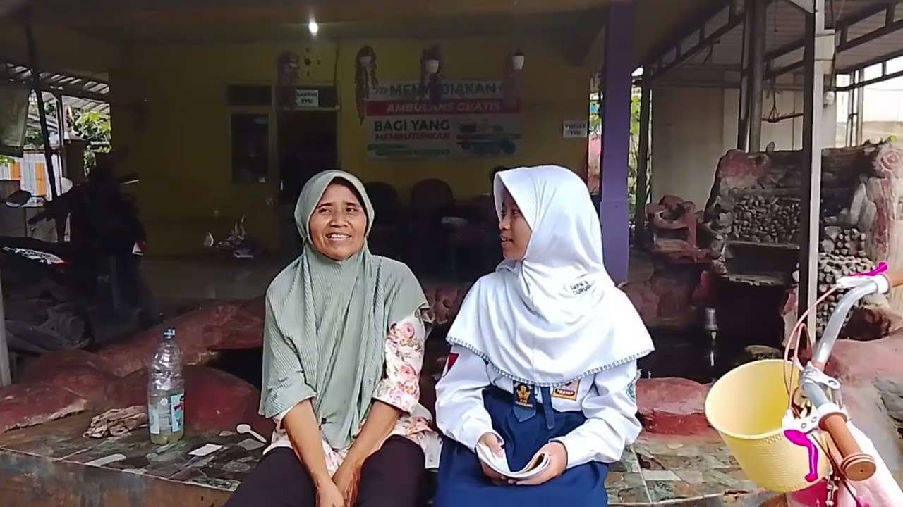 mewawancarai petani dan peternak 