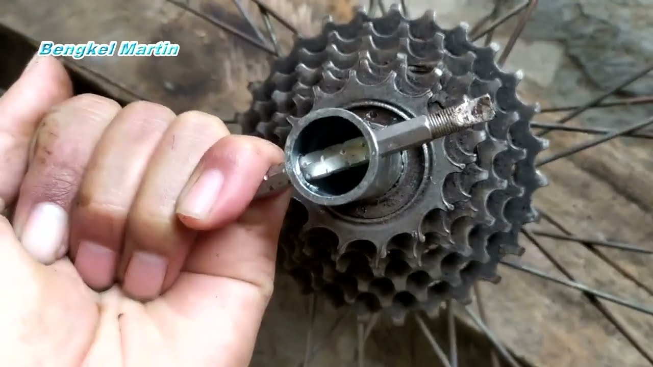 Atasi Ban Sepeda Oblak Lepas Sproket Keras Ganti Bearing