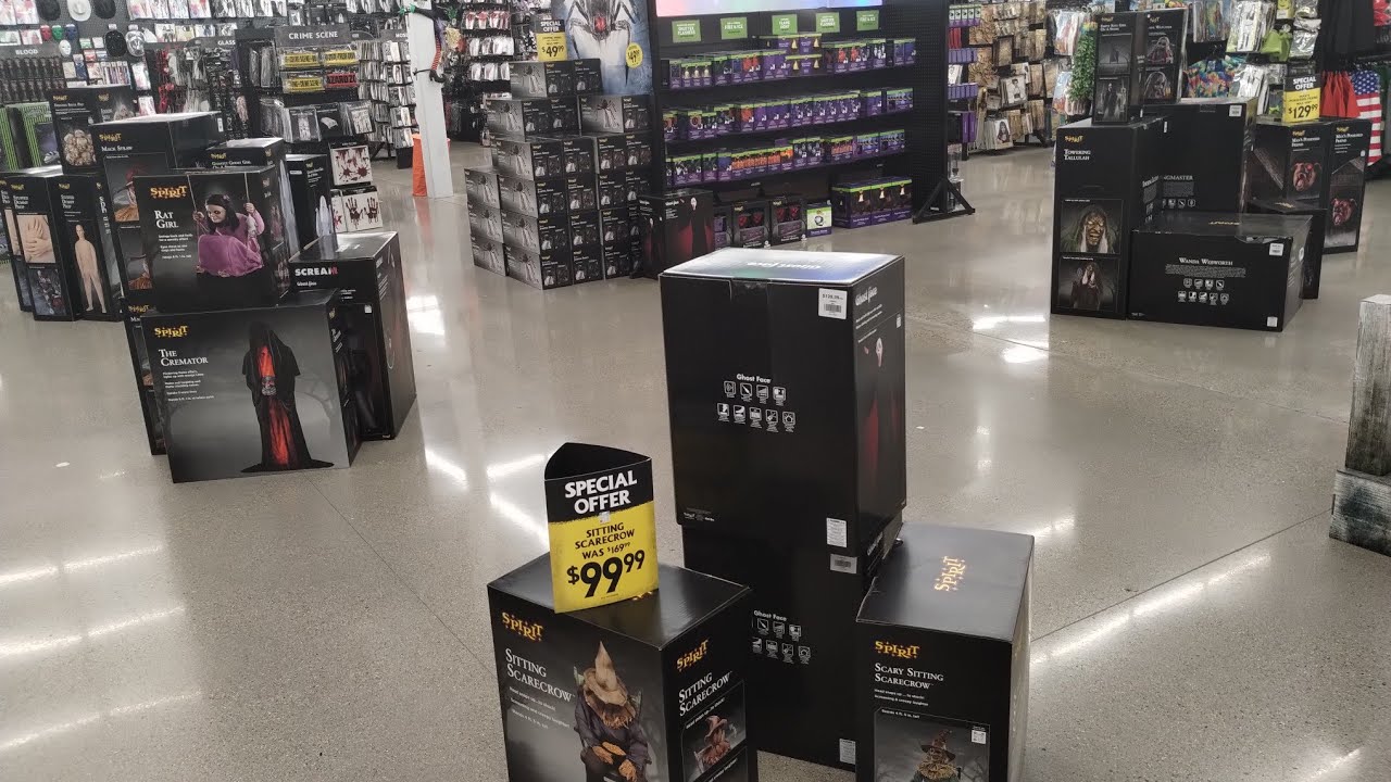 September 7, 2024 Spirit Halloween Store Animatronics, Box Stock Decorations and other random stuff