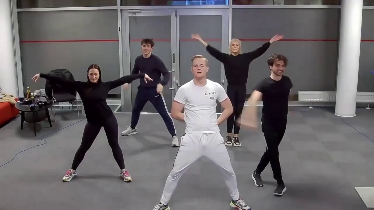Hele Move danser til Staysman Skal Vi Danse