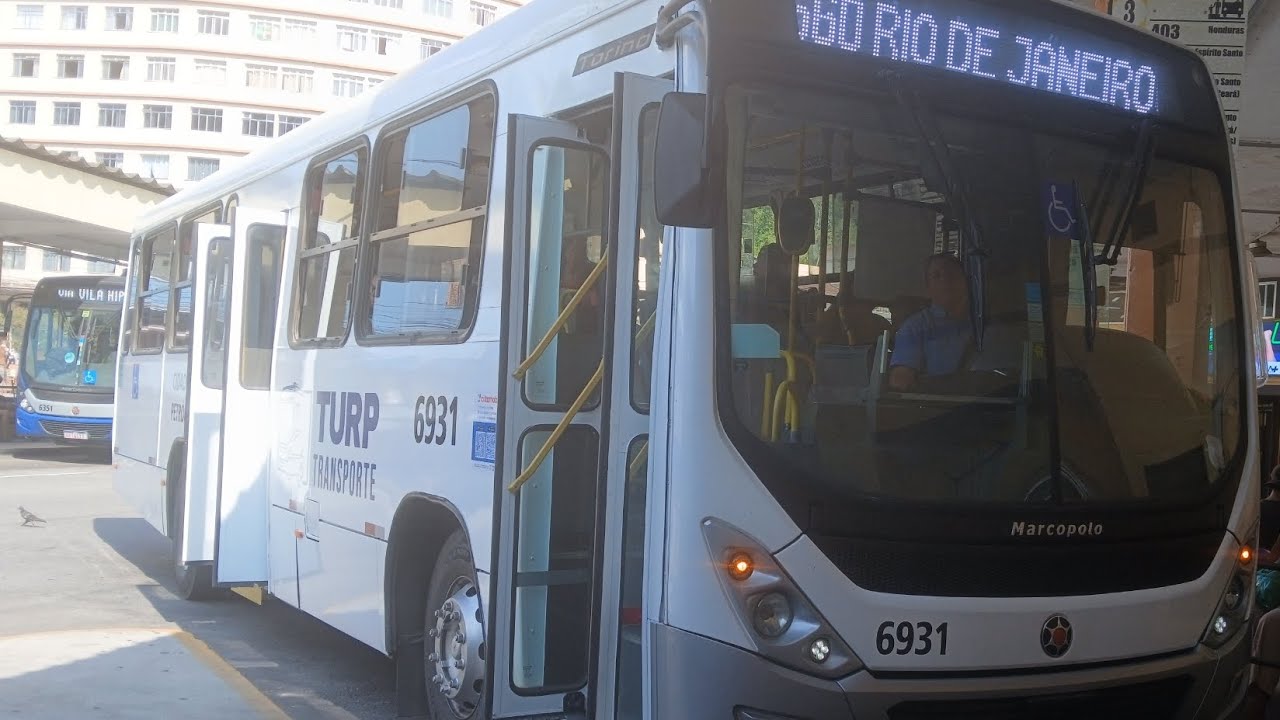 Movimentação de ônibus no Terminal Centro de Petrópolis, (RJ). #4