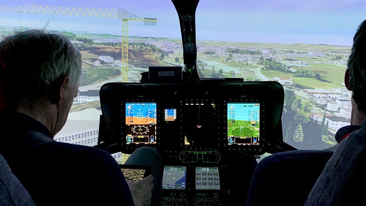 Leger trener i verdens mest realistiske helikoptersimulator