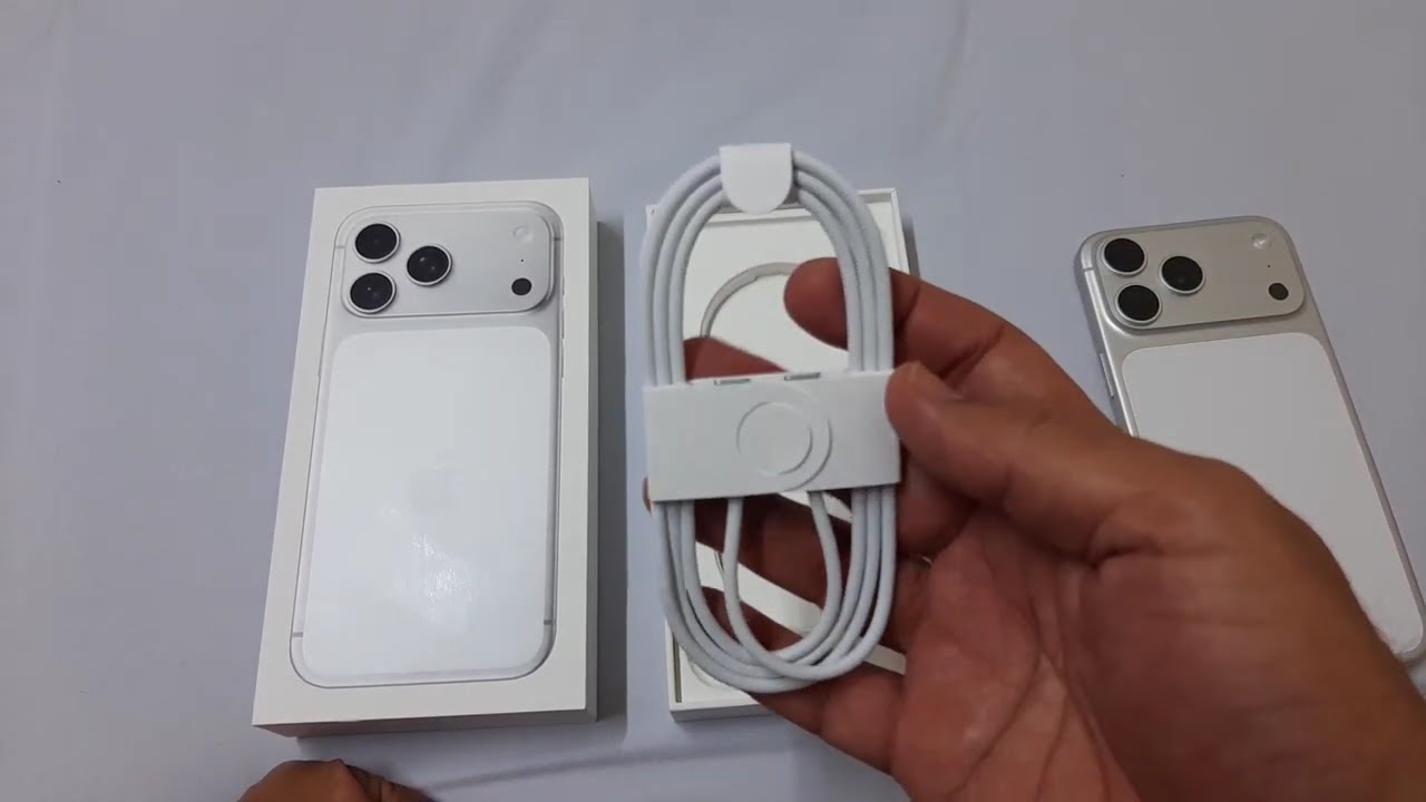 iPhone 17 Pro Max (Silver)