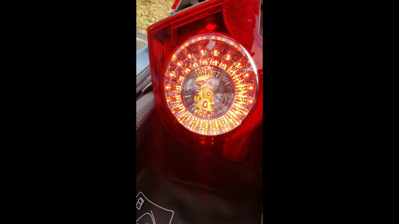 Taillight Replacement 2009 VW Eos