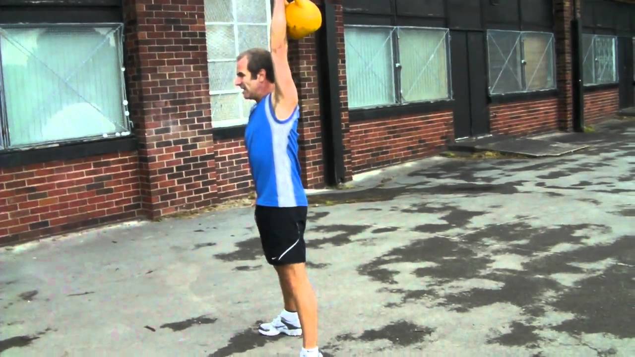 Robson Green go's for the 2 minute kettlebell challenge