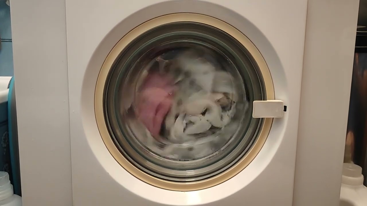 PHILCO ASTRA PLA1000X: Risciacquo con additivo ammorbidente,scarico e centrifuga.