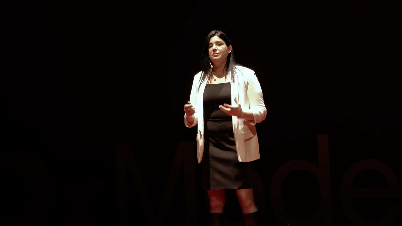 Maternit&agrave; sostenibile: una rivoluzione possibile | Cristina Di Loreto | TEDxModena