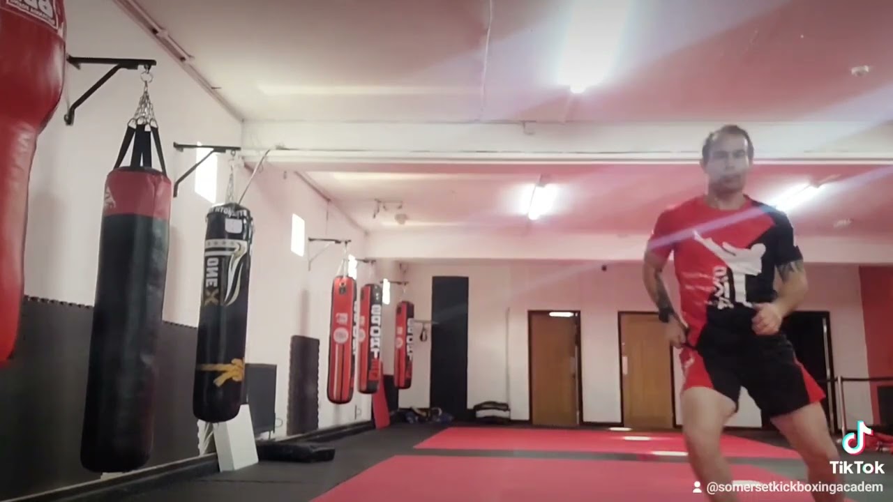 kickboxing Jumping kicks