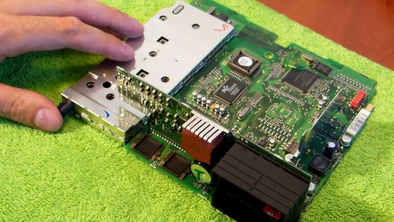 BM54 repair - Becker radio amplifier chip removal