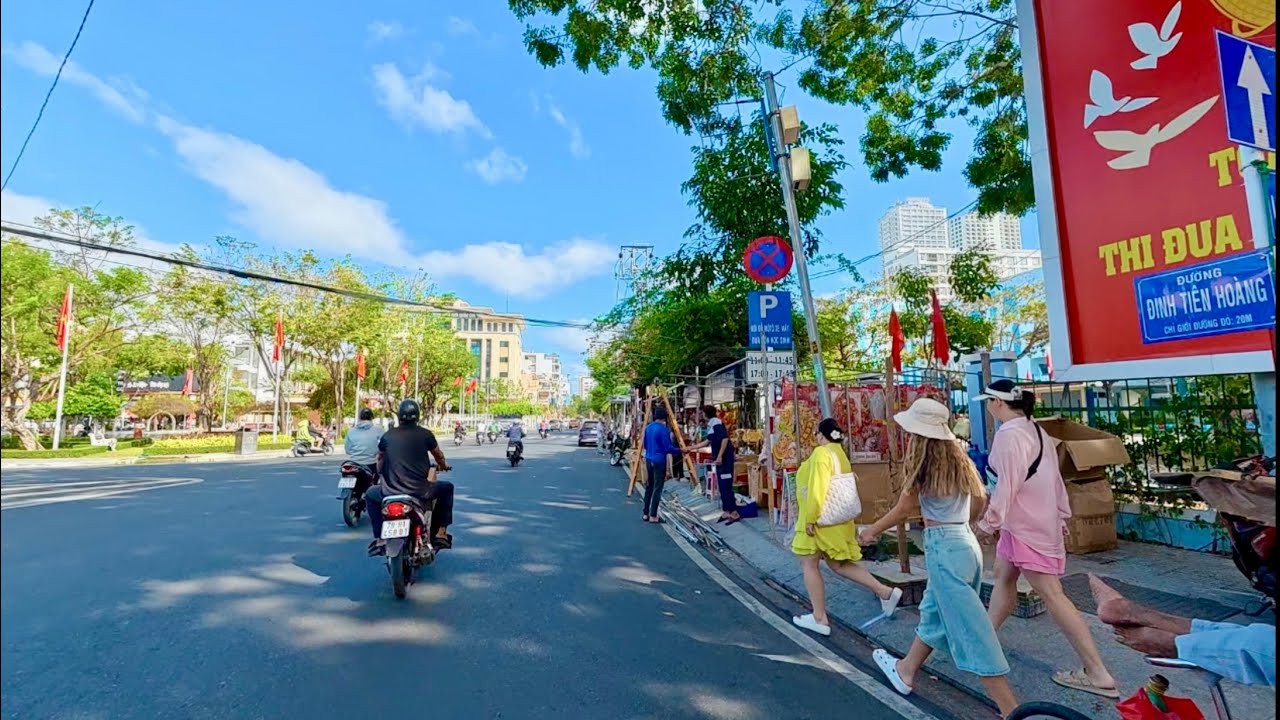 Phố Xuân Đinh Tiên Hoàng Đã Bắt Đầu Mở Cửa - Nha Trang | NTTT