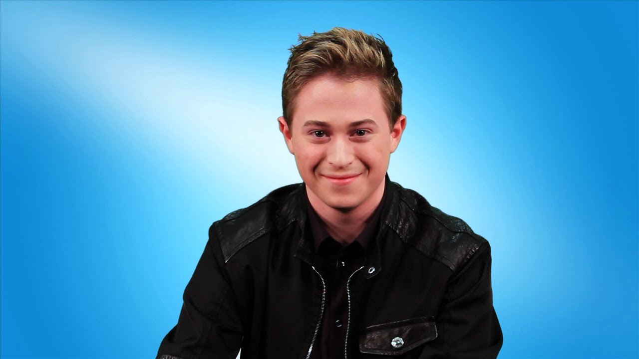 iCarly Star Reed Alexander talks Nevel and Food!
