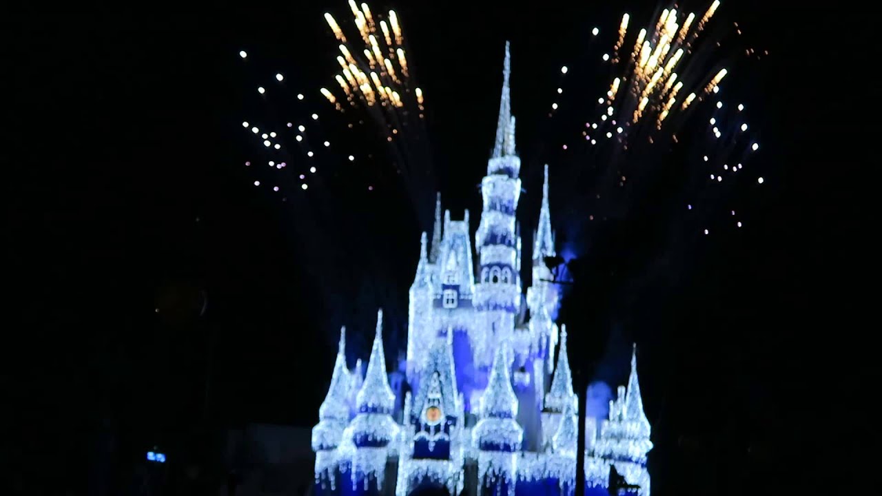 Magic Kingdom Castle Lighting Show 