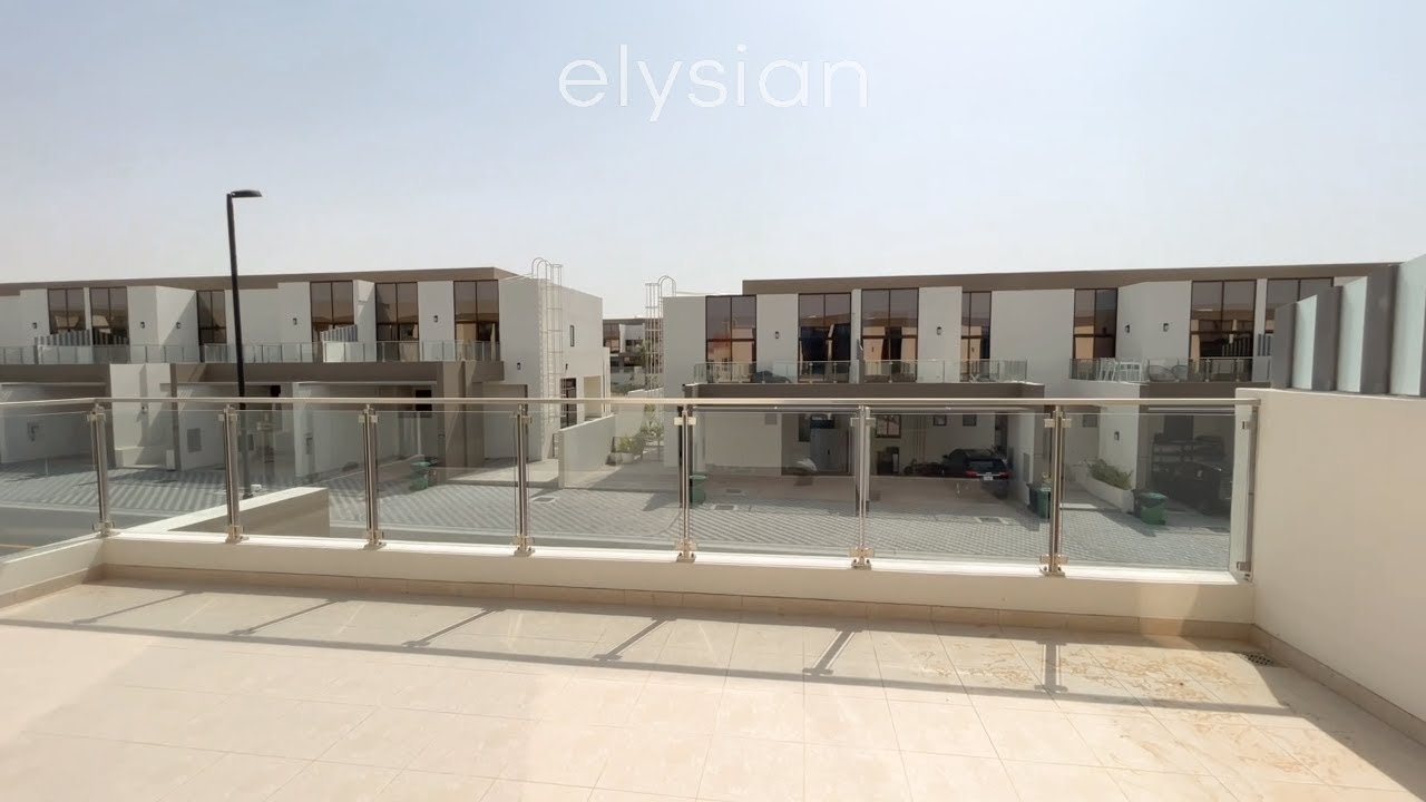 4BR TOWNHOUSE FOR RENT IN SENSES AT THE FIELDS, DISTRICT 11 | MBR CITY