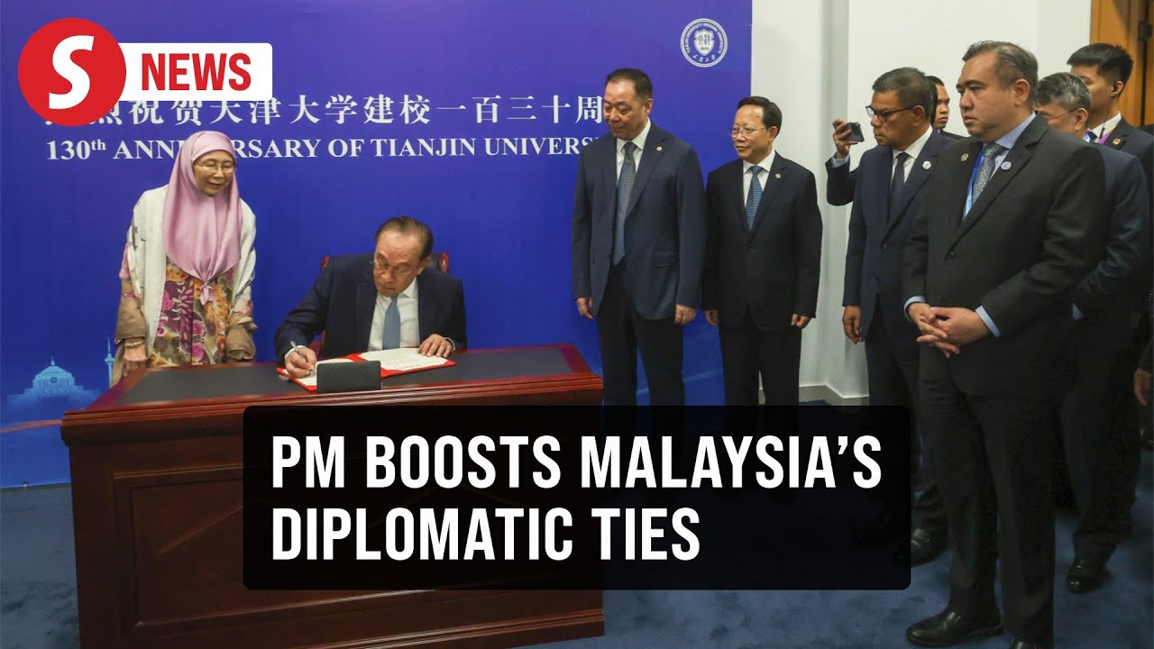 Anwar advances M'sia's outreach on second day in Tianjin