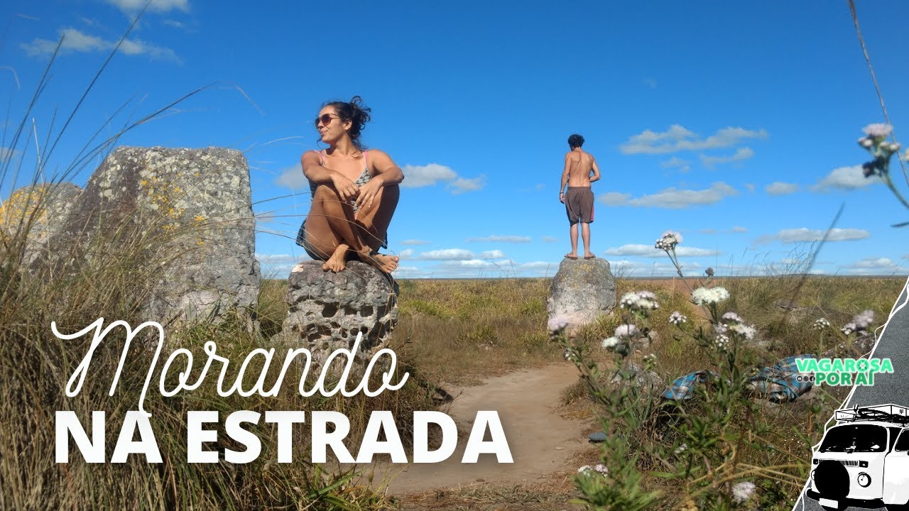 Casal n&ocirc;made morando na estrada! Primeiro ano #NOTRECHO com a Kombi Vagarosa - FILME COMPLETO