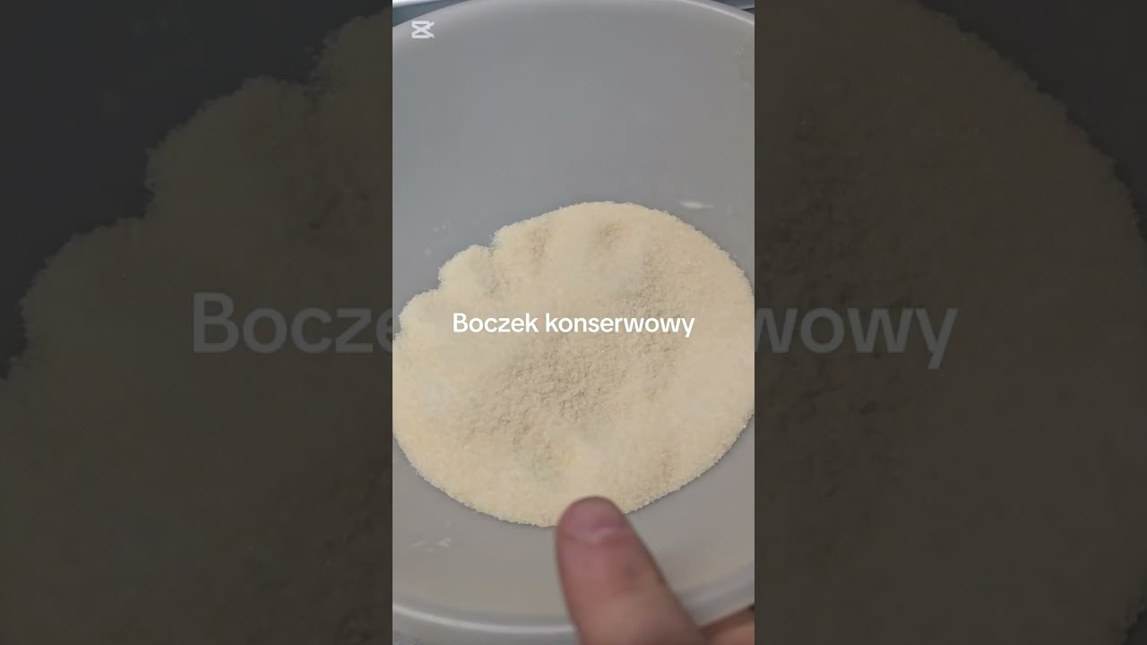 Boczek konserwowy.