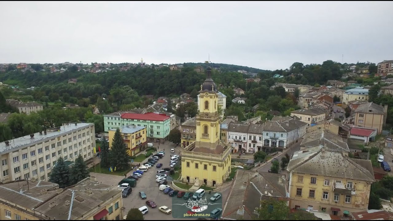 Ratusz w Buczaczu