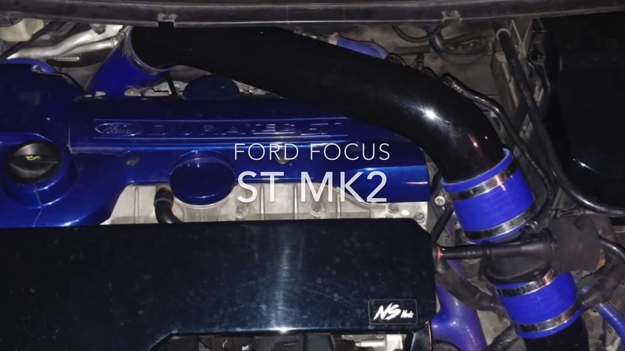 Ford Focus ST HUGE FLAMES pop and Bangs